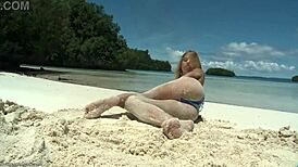 Nikki Thorne Teases In Bikini Close-Up