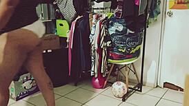 Watch this bbw gordita mexicana clean the room?