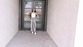 BEST FRIEND PAISLEY PAIGE AND JMAC IN STOCKINGS CUMSHOT