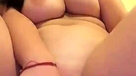 Hot Girl Masturbates in Bedroom