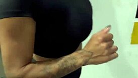 Amateur sex in elevator