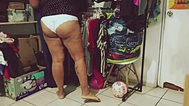 Watch this bbw gordita mexicana clean the room?