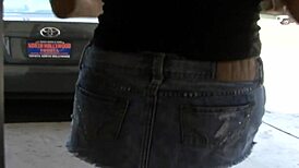 Are georgia jones and jenna sativa bush mates in this lesbian scene?