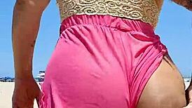 i got a lovr who works at the beach n now i go almost naked jus to make him hard