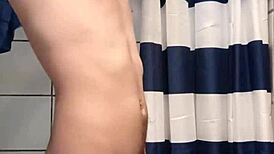 lil skittle spins that cock like a helicopter in her solo teen show