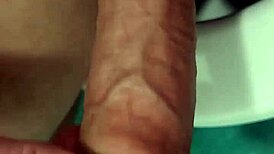 I'm petite and having a quick masturbation session.