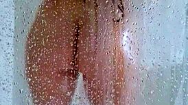 butt bouncing in shower
