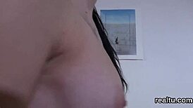 Češka nimfomanka mamena u tržnom centru, jebana u POV-u