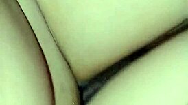 Asian beauty uses her armpit for a steamy cum finish in homemade clip. Isn’t that oddly hot?