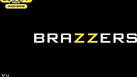 this squirting threesome features adriana chechik riley reid sophie dee