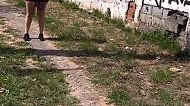 perguntei pra prostituta na rodovia quantos q era o a foda ela n�o cobro nada e me levou pro meio do mato pra foder ali mesmo