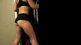 White Girl Shaking Fit Booty Twerk