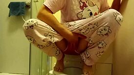 non stop pee in panties wetting