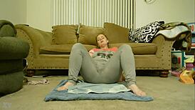 anastaisa squirts for daddy, what a first time!