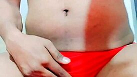 Oh Wow, Rubbing That Limp Little 18+ Clitty and Pissing Everywhere!