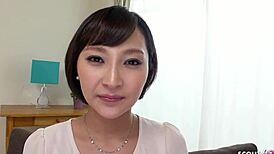 지금 그 뚱뚱한 자지 빨아!