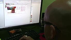 office quickie fucking leads to moaning orgasms with amateurs