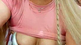 Rosadita, the rich transsexual, casually sucks cock in a fun encounter.