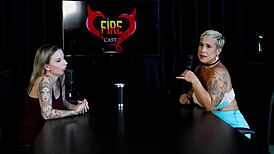 Just Joana sa pýta chceš vyskúšať s mladou 18+ na verejnosti?