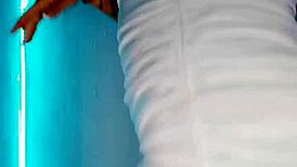 I love watching this live stream of skinny ass shaking in hot dance that gets me so excited