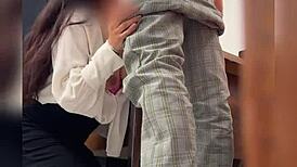 Maestra Mexicana Madura Y Alumno En Salon De Clases Sexo Publico Video Casero