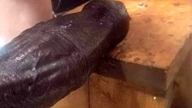 Huge Hankeys Dildos On Fucking Machine