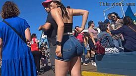 Caught a candid view of that big ass in tight shorts outdoors