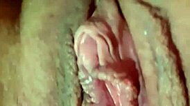 so horny fingering this wet pussy with my finger deep inside 😍