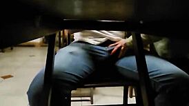 Šla jsem randit se svým negrem do baru a odtud mě šukal v autě, zatímco korno řídil.