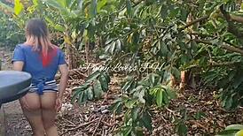 Pinay azijska najstnica 18+ jebe na javnem v skandalu ob cesti