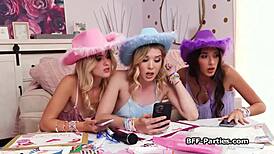 super desperate bffs fucking for spare tickets 😩