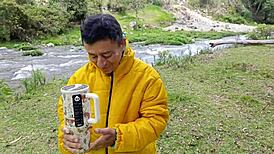 Countryside fuck with gaping whore