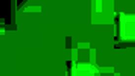 Blondi iso tissinen vaimo saa ryhmäpanon neljältä mieheltä anaali doggystyletissä kun kukkulori katsoo