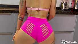 Sexo Delicioso Na Cozinha Com Brasileira Safada Que Fez Squirt Maravilhoso No Cacete Do Dotado