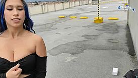 Katty Blake Chupa Y Folla Hasta Recibir Cum En Su Boca En Un Sitio Publico!