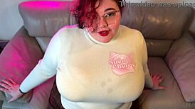 Velká prdel BBW podvádějící milfka bere 15palcový anální s dildem a prsy se třesou