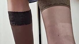 Sexy balloons mistress Elza Kom's financial domination unfolds with heels and lipstick.