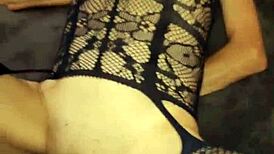 Graceful milf in homemade porn 😍