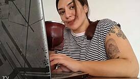 Oh man, Carla is just farting away while she's working 😂💨