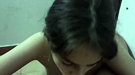 Entro A La Ducha Con La Cachonda De Mi Hermanastra Y Me La Follo Bien Duro Hasta Correrse En Ella!