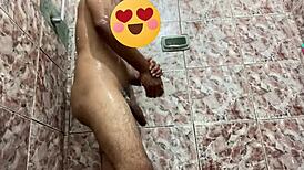 Vem mamar essa pau todo lisinho 😈