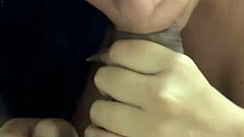 this novinha loves sucking cock 😋