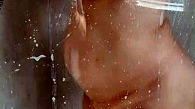 The naked cleaner is here 😏