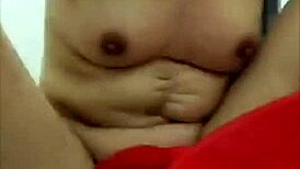 Asiatisk MILF sex med Nha Yen Nhi