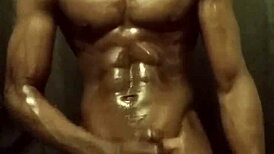 bbc bodybuilder strokes oiled cock solo