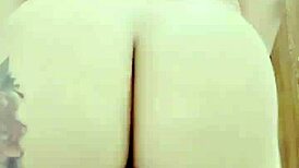 Look at that sexy ass in leggings with big natural tits on blonde babe