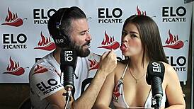 Ema Ribeiro accepts podcast challenges.