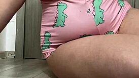 How a Normal Day Looks When I'm Alone, Big Tits and Ass in Solo Amateurs