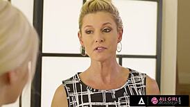 Cute blonde Elsa Jean discovers her MILF teacher India Summer's hot massage skills