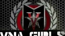 COUGAR SARA JAY FINGER FUCKS HER PLUMP MATURE PUSSY CAVITY